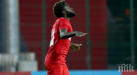 футболна бомба каква любопитна сделка осъществят червените царете