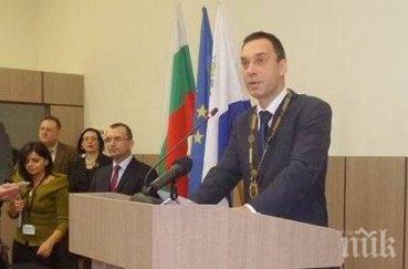 кметът бургас зарадва учениците учат никулден