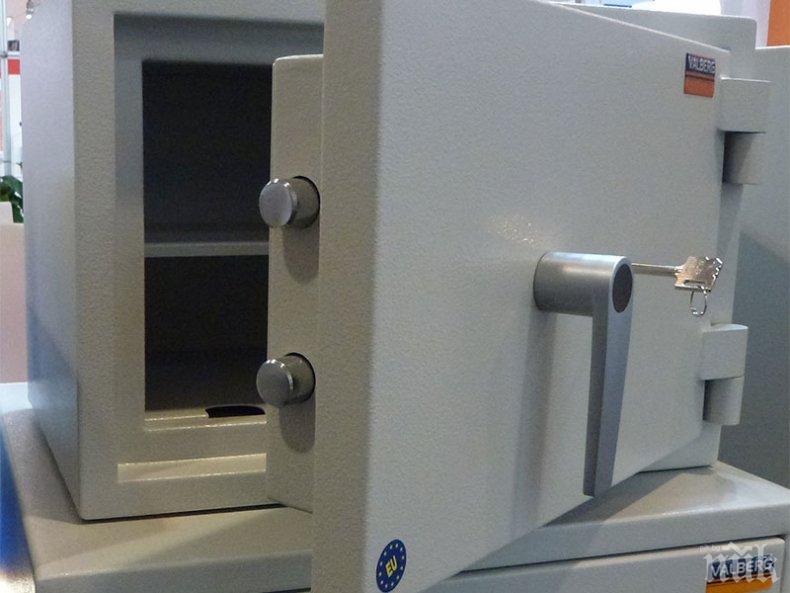 Плячкосаха 7000 евро и златни накити от къща в Берковица