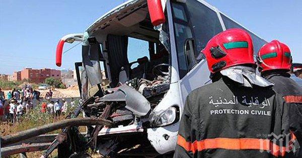 17 души загинаха при катастрофа на автобус в Мароко