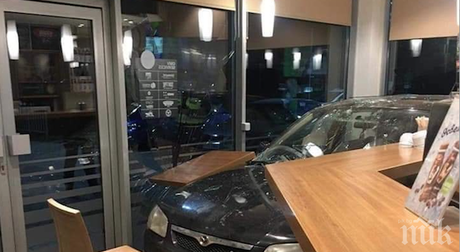 ЗРЕЛИЩНО: 20-годишен се вряза в бензиностанция в Берковица