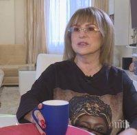 Мими Иванова се подготвя за голям коледен концерт в НДК