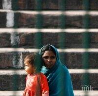 Зверство: Индийка почина, след като беше групово изнасилена и запалена 