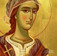 ВСЕНАРОДНА ПОЧИТ: Честваме обичана светица, неразривно свързана с историята на България