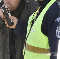 Хванаха пиян шофьор на автобус с работници