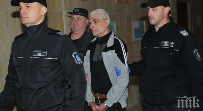 Прокурорите искат психо експертиза за сина, заклал баща си в Ахтопол