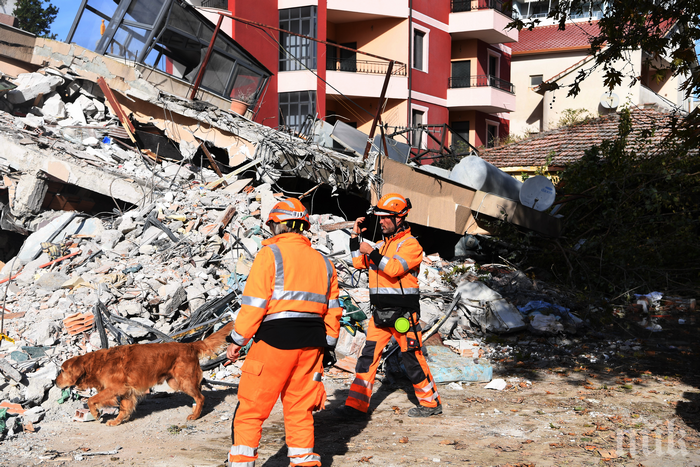 5500 къщи разрушени при труса в Албания, над 3000 души били евакуирани