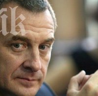 Вътрешният министър е категоричен: Полицаите не са получавали инструкции да бият