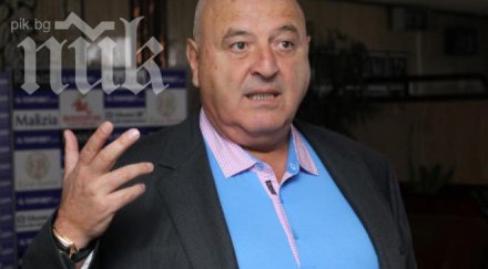 венци стефанов заплаши играчите стегнете иначе знаете вратата