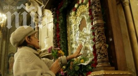 православната църква прославя паметта пантелеймон