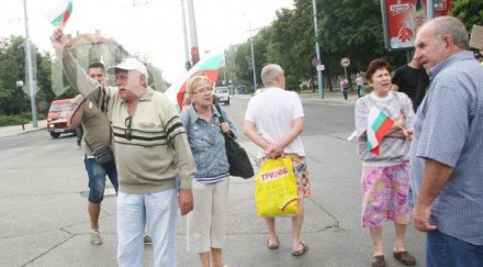 души протеста пловдив управляващи давени басейн