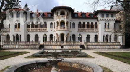 симеон дянков превърнал двореца кричим своя семейна вила