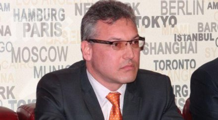 червен депутат орешарски беше задължен дойде бузлуджа