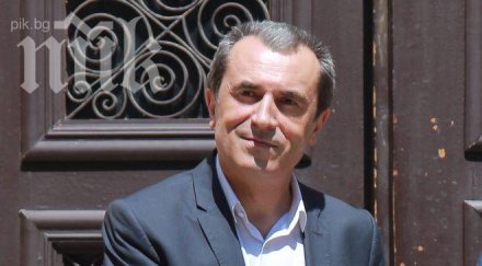 орешарски оплака герб спрели децентрализацията