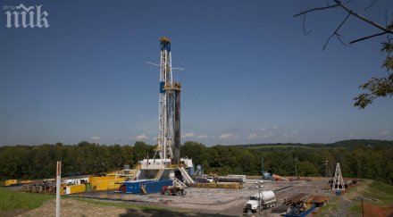 почина американецът въвел добива шистов газ