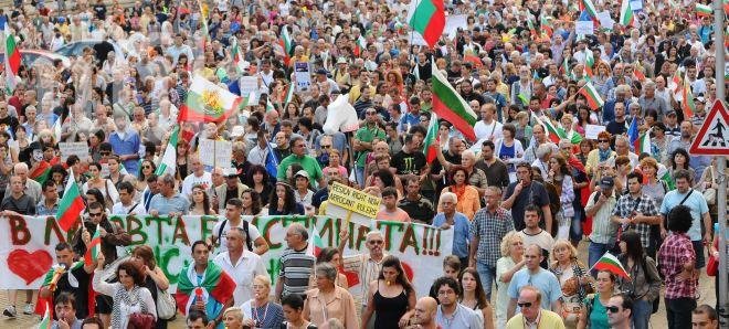 Митингът срещу Орешарски тази вечер се очертава да е много мощен