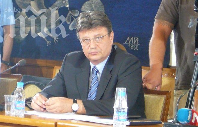 Шефът на ГРАО: В избирателните списъци няма умрели хора