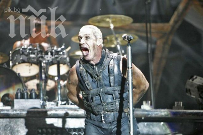Rammstein докараха до екстаз феновете си в София (снимки)