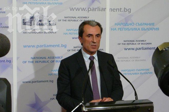 Орешарски пред Ройтерс: Правителството ми ще остане на власт