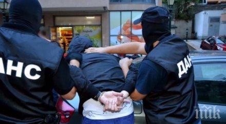 извънредно закопчаха пловдивски антимафиот