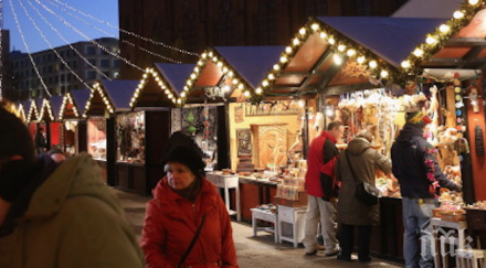 отварят два коледни базара разград