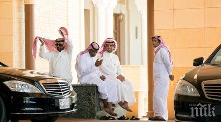 мъже жени вече хранят заедно ресторантите саудитска арабия