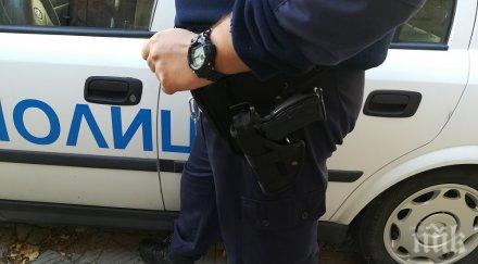 непълнолетни свиха фолксваген пасат