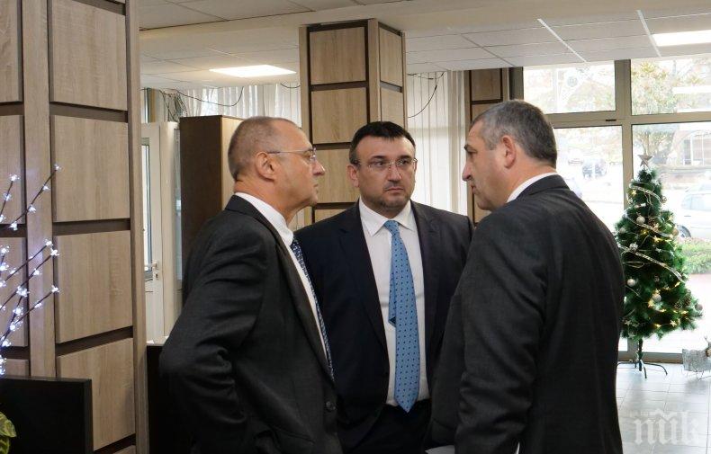 Младен Маринов участва в изнесено заседание на Комисията по вътрешна сигурност и обществен ред