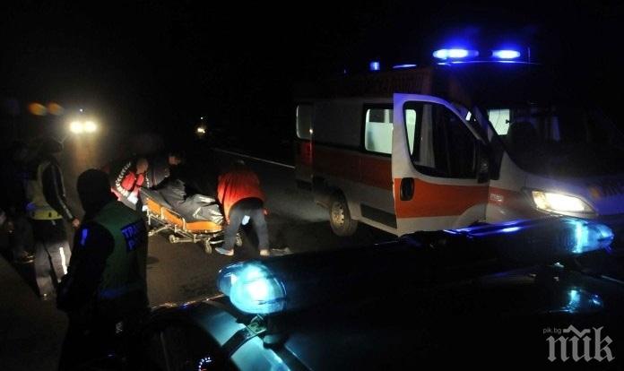 ТИР помля кола на магистралата край Пловдив, има ранен