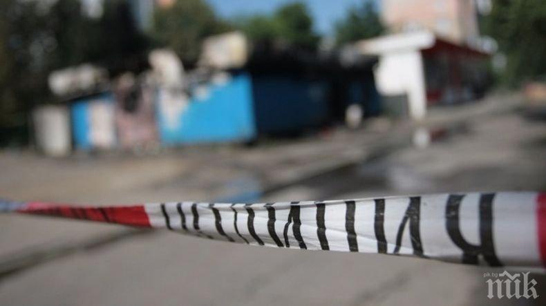 НОЩЕН ЕКШЪН В СОФИЯ: Срути се укрепление на новострояща се сграда в Манастирски ливади