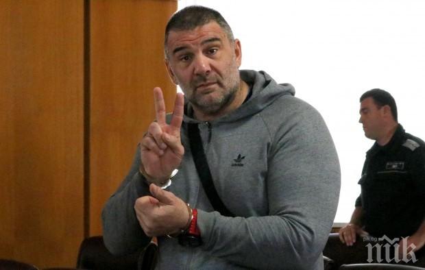 СЛЕД ОБВИНЕНИЕ В УБИЙСТВО: Пуснаха Райфъла на свобода (СНИМКА)