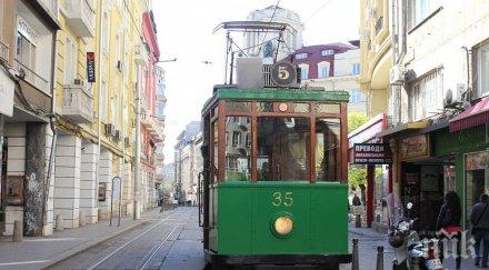 софия тръгва коледен ретро трамвай