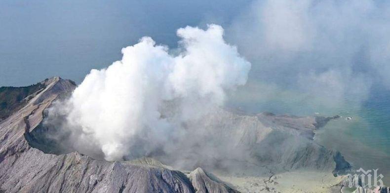 Водолази търсят жертви на вулкана в Нова Зеландия. Броят на загиналите достигна 15 души