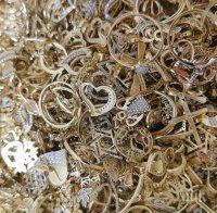 Митничари заловиха 10 кг контрабандно злато на Дунав мост 2