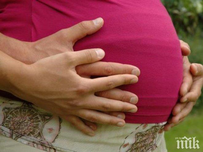 Спасиха две родилки с отлепени плаценти