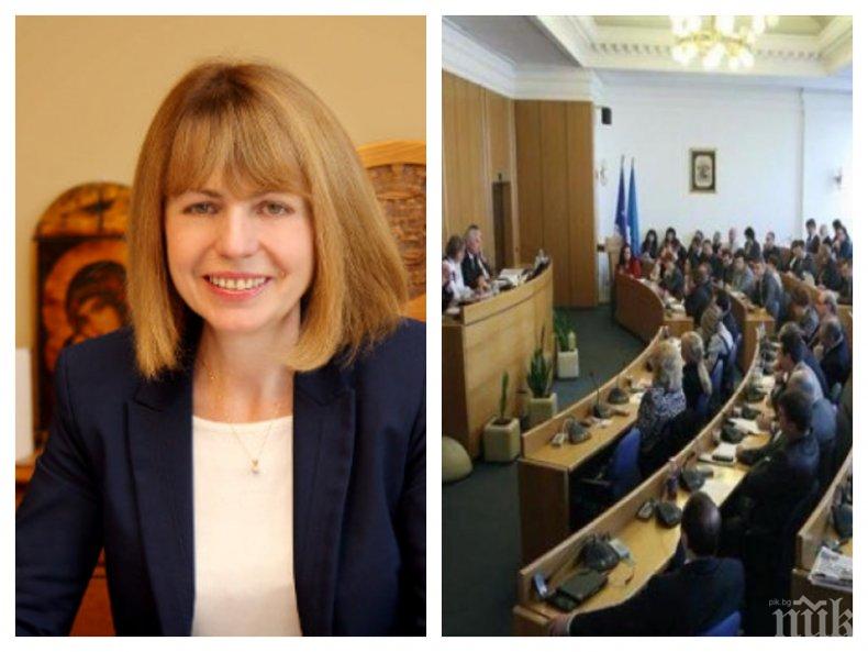 ЕКШЪН В СТОЛИЧНА ОБЩИНА: Методи Лалов от ДеБъ буни София с тежки манипулации и лъжи, Йорданка Фандъкова го срази