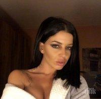 ПАЛАВНИЦА! Фурията Дебора крие интересни играчки в спалнята си