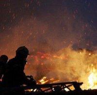 ОГНЕН АД ПРЕДИ КОЛЕДА: Пожар избухна в работилница, едва спасиха къщата на майстора