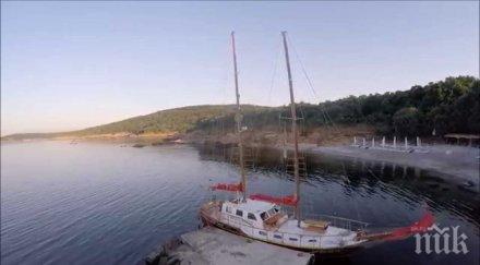 издирват собственика българска яхта потънала кавала
