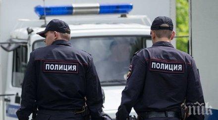 стотици евакуирани магазини москва заради сигнали бомби