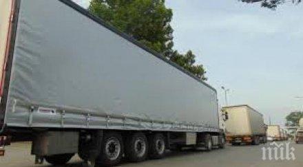 важно спират тировете пътищата часа