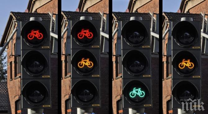 Модернизират светофарите и таблата на спирките във Велико Търново