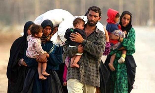 САМО ЗА ДВА ДНИ: Най-малко 25 000 души са избягали от Идлиб в Турция
