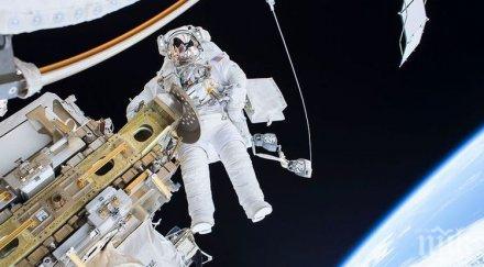 екипажът международната космическа станция посрещне нова година