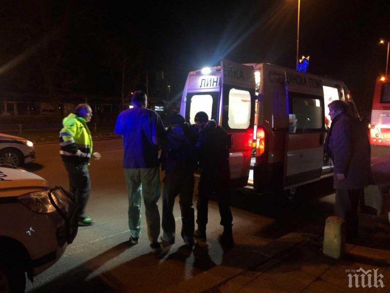 ОТ ПОСЛЕДНИТЕ МИНУГИ: Дачия отнесе възрастен мъж на пешеходна пътека в Бургас