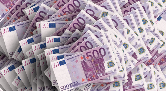 Френски предприемач открадна повече от 1 милион евро от компания, след като бе уволнен