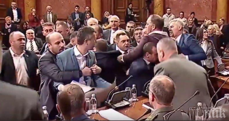 Опозиционните лидери на Черна гора са арестувани след драмата в парламента