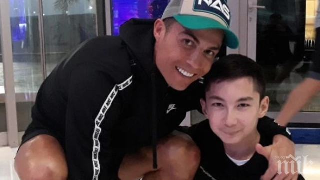 СТРАХОТЕН ПРИМЕР: Роналдо направи безценен подарък на момче, родено без крака