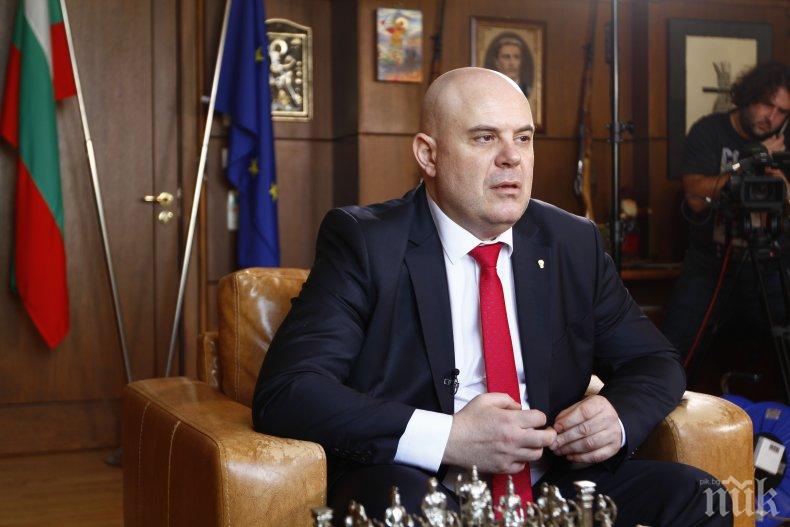 ПЪРВО В ПИК: Главният прокурор Иван Гешев с новина за кризата в Перник