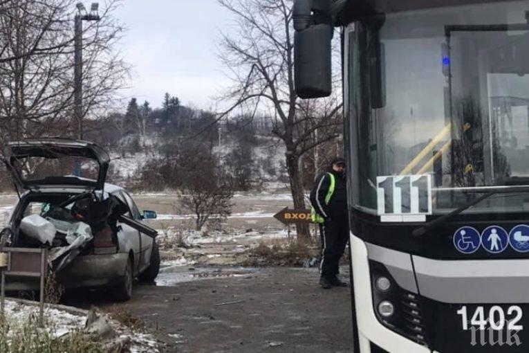 ИЗВЪНРЕДНО: Тежка катастрофа в София, има загинал 